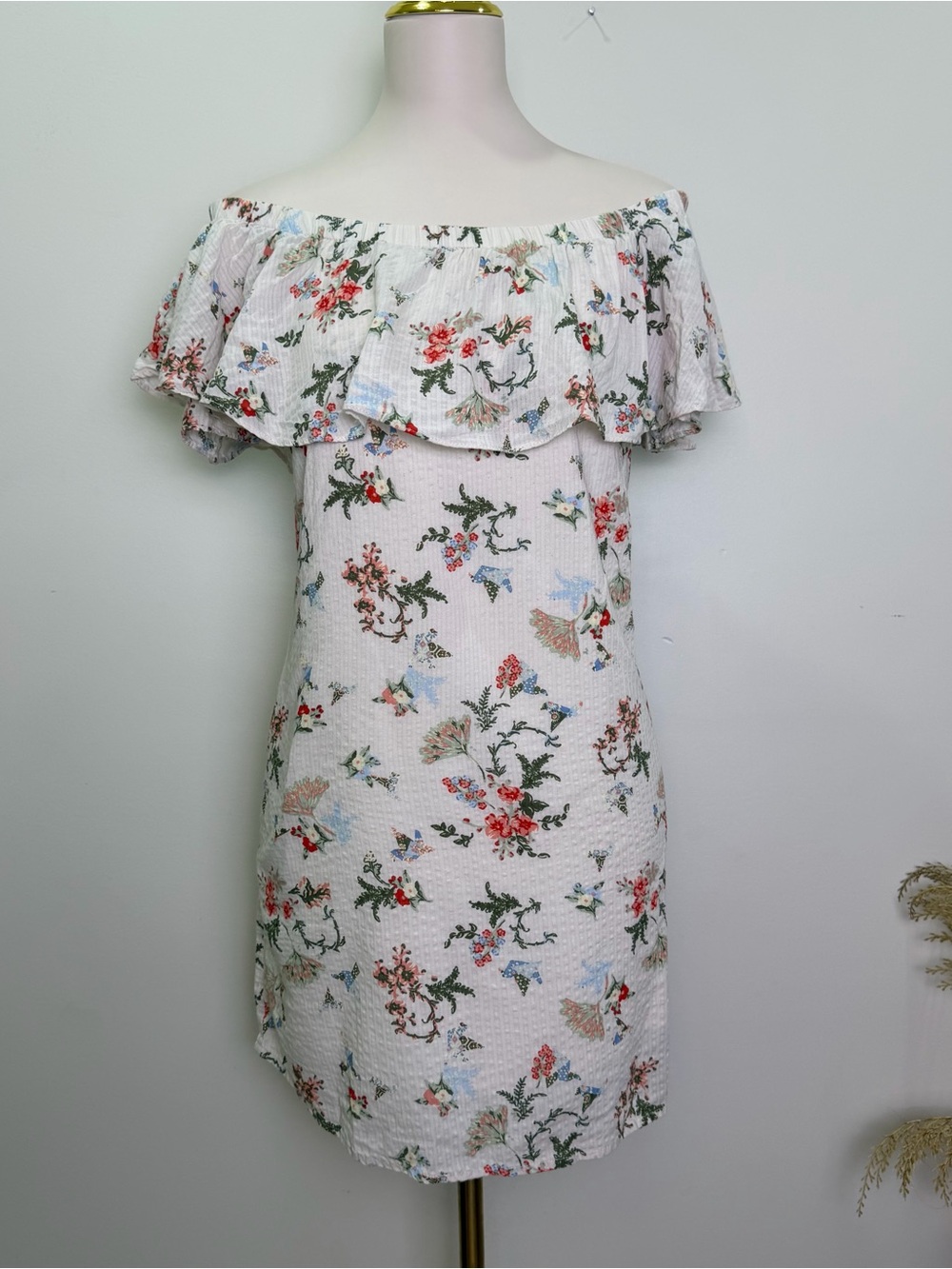 Skies Are Blue Women's Size Medium Cream Floral Off-the-Shoulder Mini Dress